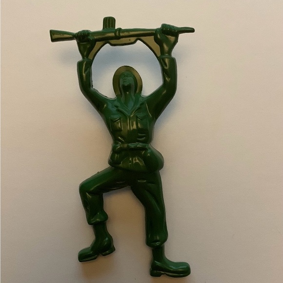 Green army man bottle opener - Picture 3 of 3